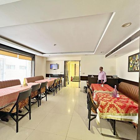 The Grand Orion - Greater Kailash New Delhi Extérieur photo