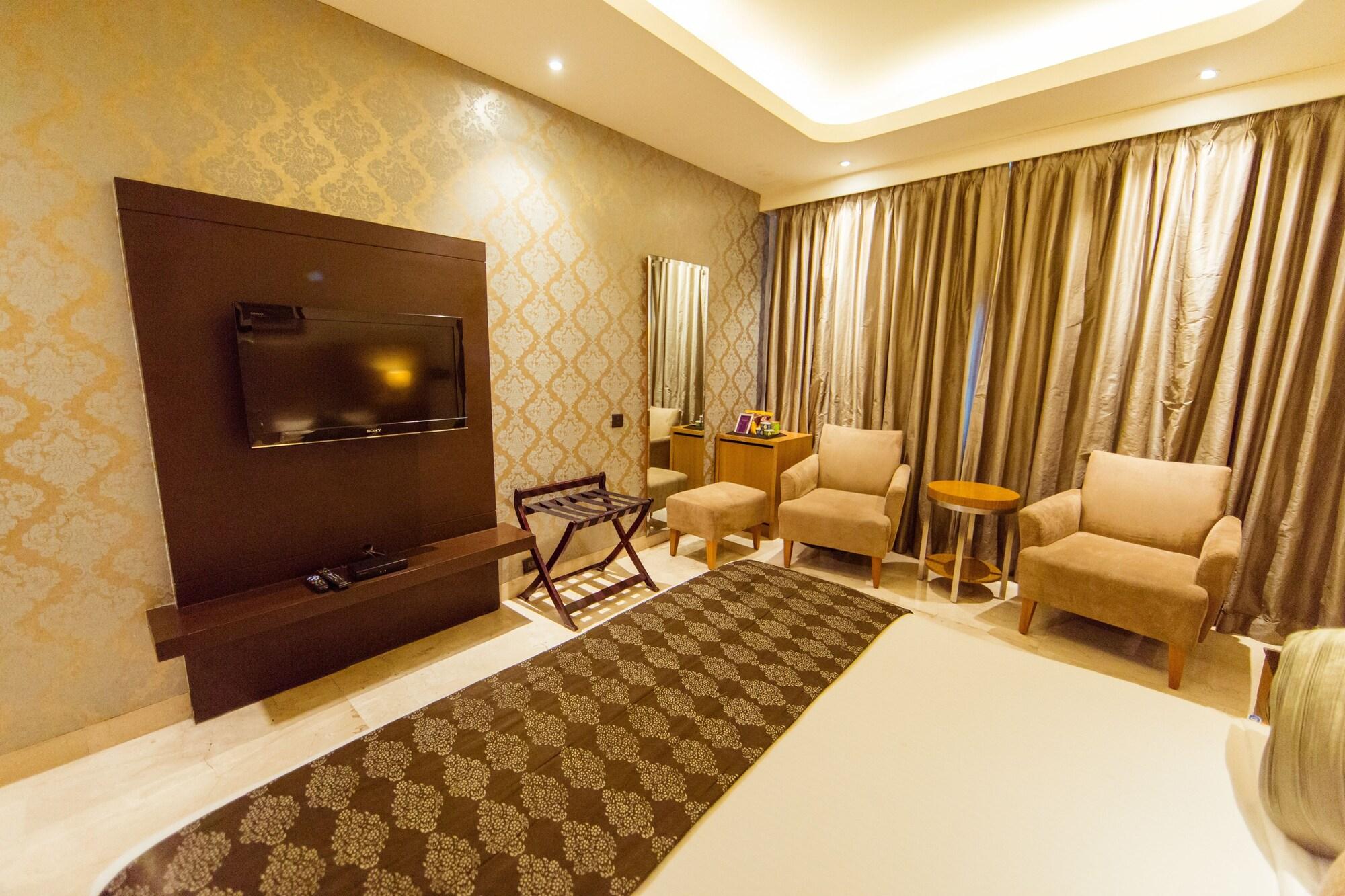The Grand Orion - Greater Kailash New Delhi Extérieur photo