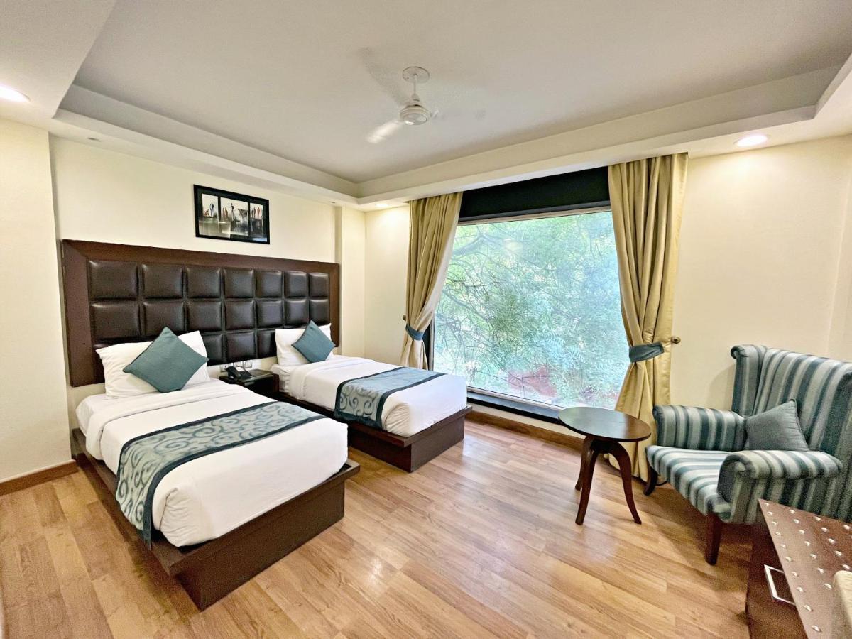 The Grand Orion - Greater Kailash New Delhi Extérieur photo