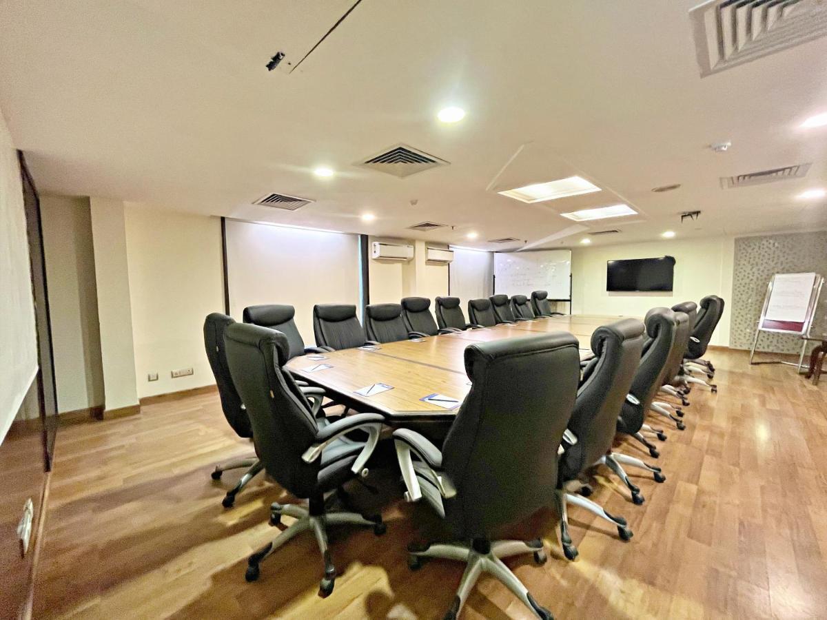 The Grand Orion - Greater Kailash New Delhi Extérieur photo